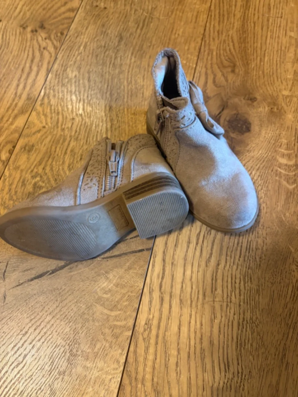 Jumping Beans Toddler Ankle Boots – Size 6